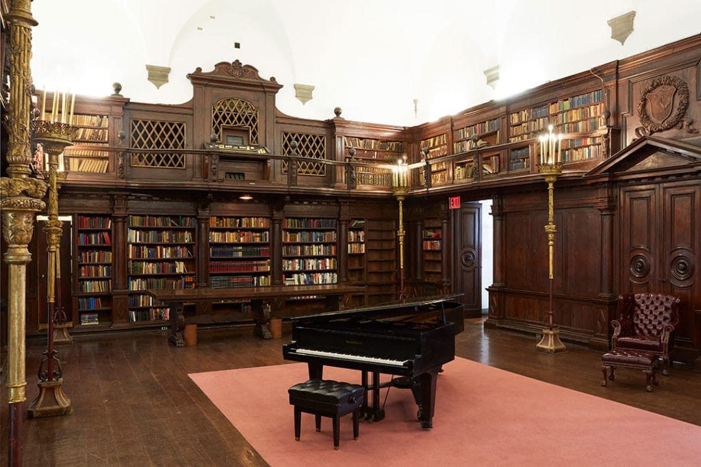 House of the Redeemer Library